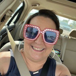 Meet your Posher, Christi